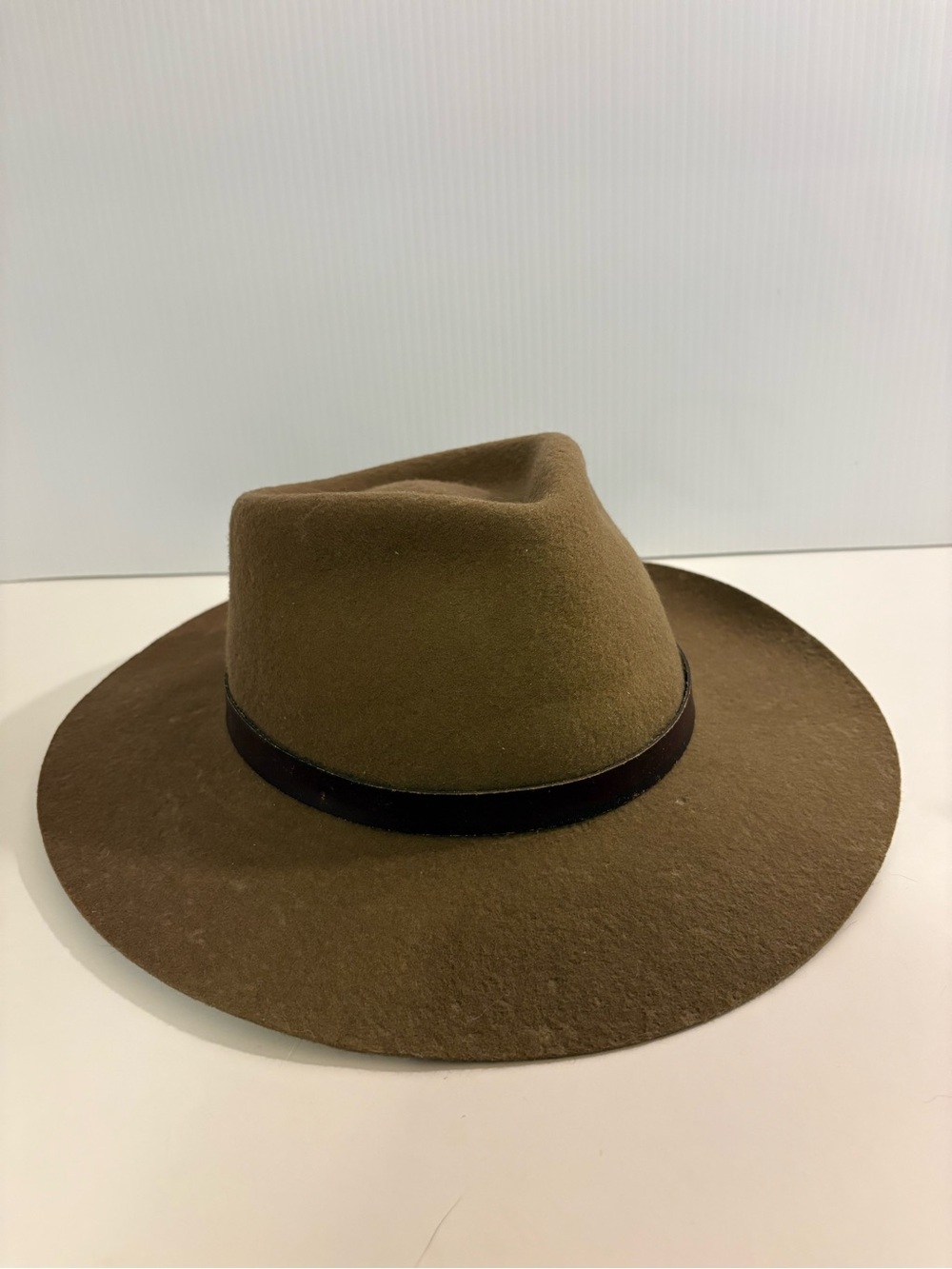 Eddie Bauer Brown Wide Brim Felt Fedora Hat